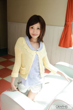 年轻的阿姨观看完整版电影